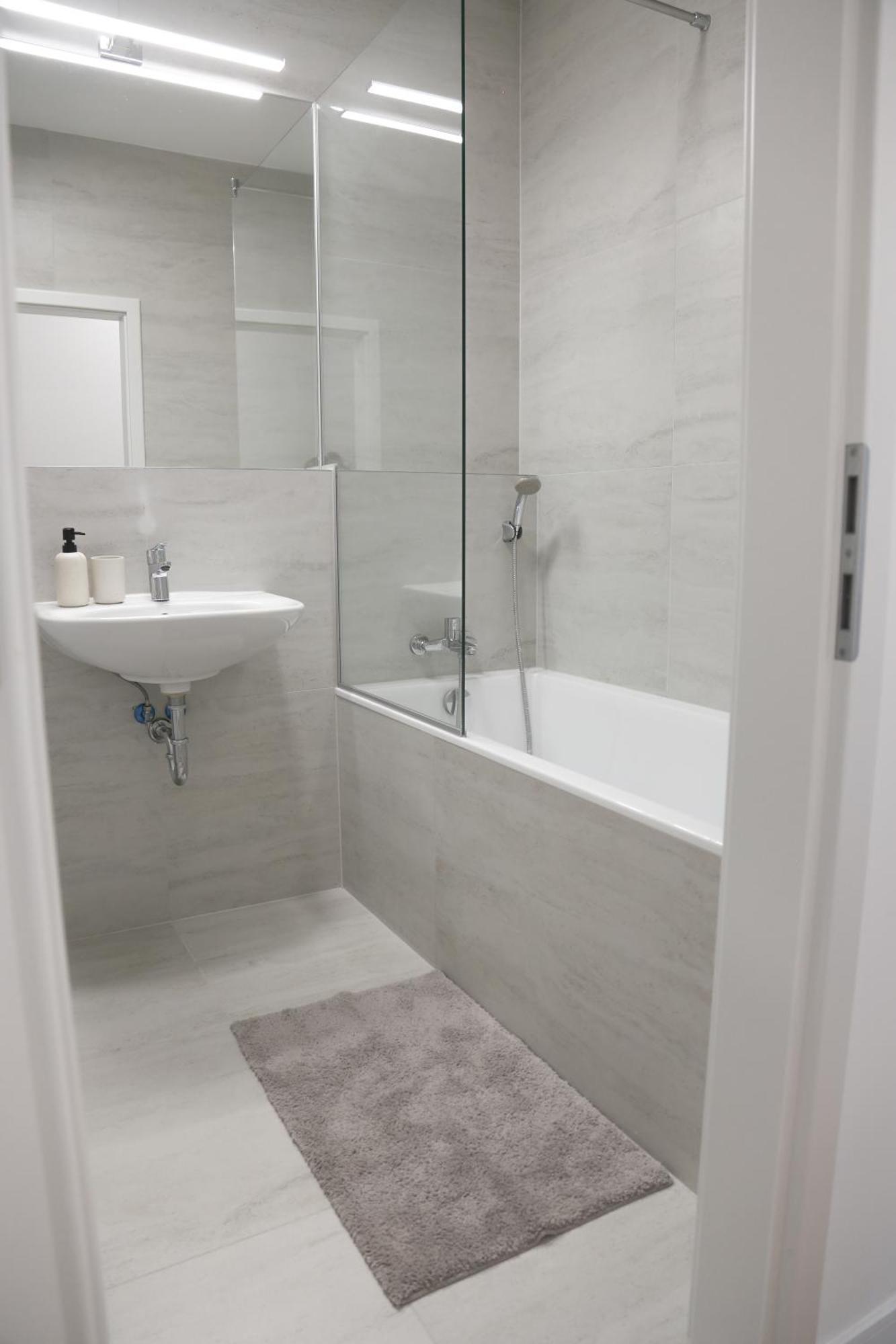 Kesselbauer Bratislava - Luxury Apartment With Free Parking Kültér fotó